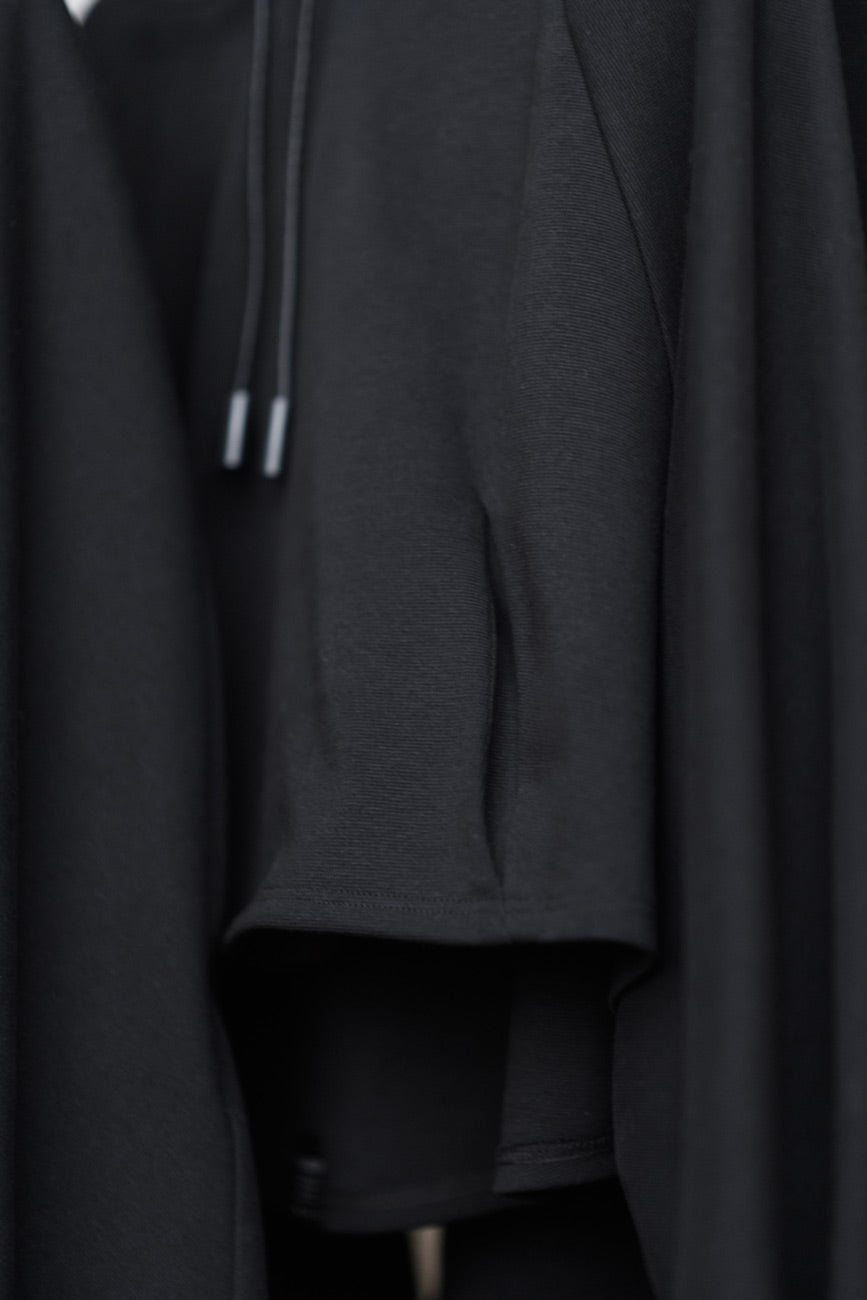 kurzer Hoodie
